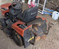Husqvarna Ride On