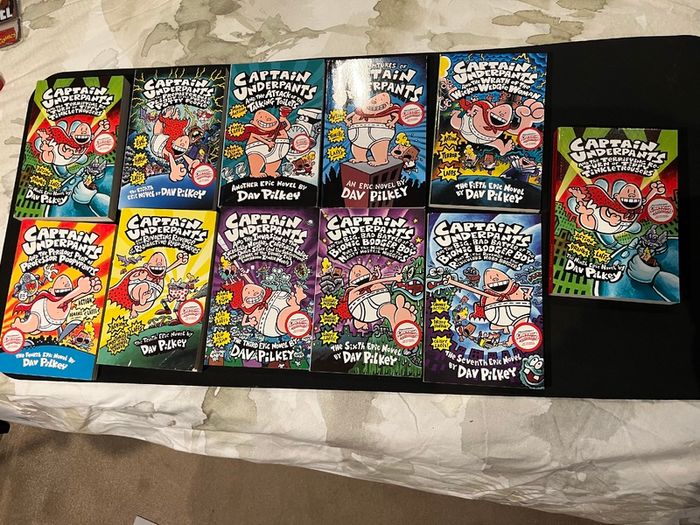 Captain Underpants Complete Set Books 1 to 10 plus Spare 11 Books Total
