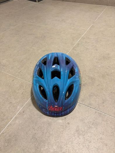 Scoot and Ride and Helmet