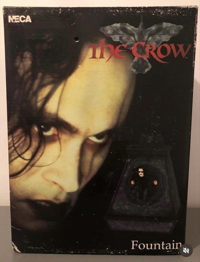 The Crow Neca fountain 2002