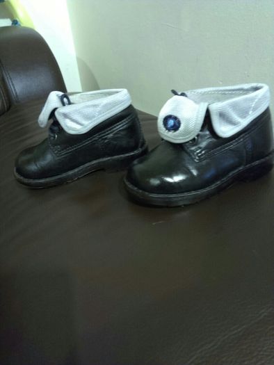 Vera Pelle Boots, size EU-21, UK-4