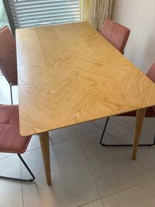 Light Oak Table & 4 pink velvet Chairs
