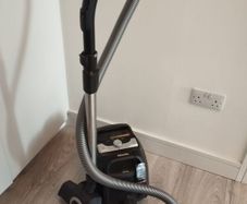 Miele Vacuum cleaner