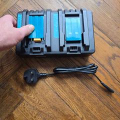 Makita charger