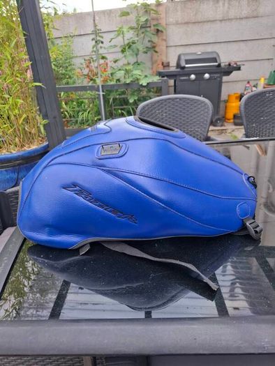 FZ1 tank /cover