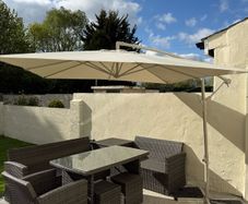 3m overhanging parasol