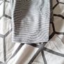 nike tracksuit bottoms XL boys Image 4