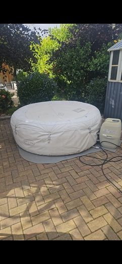 Hot tub