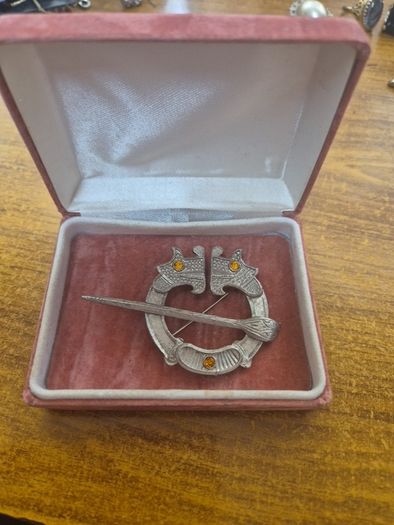 Vintage Brooch