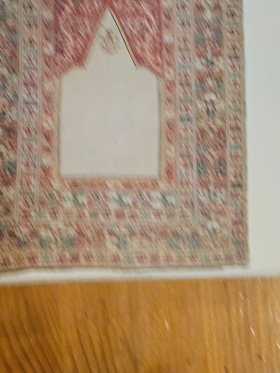 Oriental Rugs And Carpets. By Stanley Reed. First Edition 1967 Hardback With Dustjacket In Good Condition   See Photos For Same.