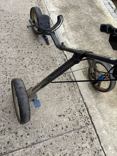 Motocaddy Z1 Push Golf Trolley