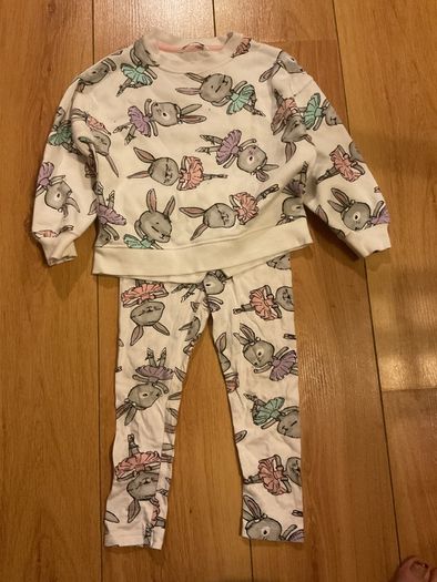 Girls Pyjamas 2-3 years