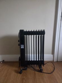 Russell Hobbs 9 Fin Oil Filled Radiator | RHOFR5002B