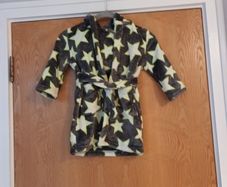 Dunnes  Stores  Baby Boys Dressingown.  Age 18-23 Months. New - No Tag