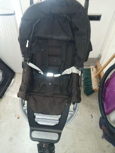 3-wheel all-terrain pushchair