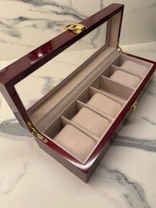 6 Slot watch display