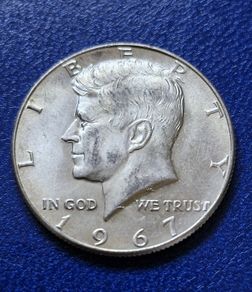 1967 United States 1/2 Half Dollar "Kennedy Half Dollar" Silver coin