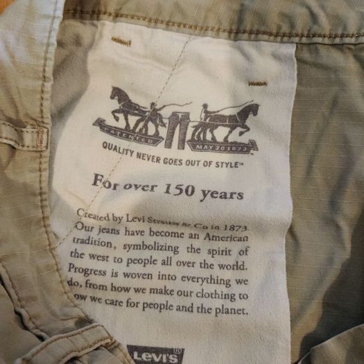Levis Tan Shorts (W38)