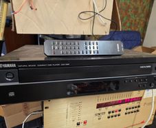 Yamaha 5 disc player