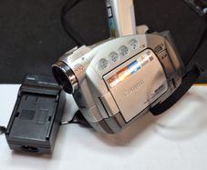 Canon MV550i MiniDV Camcorder Used 3 Months Warranty