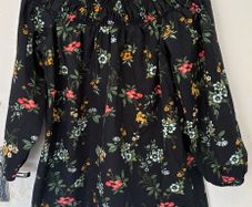 New Look womens off the shoulders dress size 10