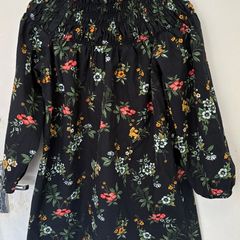 New Look womens off the shoulders dress size 10