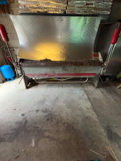 Sheet Metal Box & Pan Folding Machine