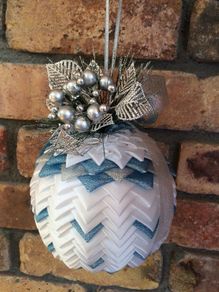 Christmas tree decorative bauble hand-made