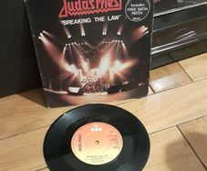 Judas PRiest BReaking Tzhe Law uk 7inch 1980
