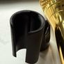 Peavey PVi 2 Gold Dynamic Vocal Microphone with Case & Clip Image 8
