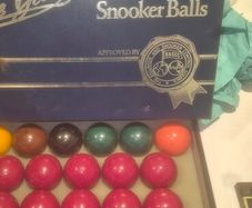 snooker balls set