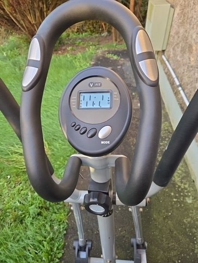 Cross Trainer
