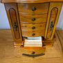 Jewellery box Image 4