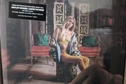 Hayley Kiyoko - Expectations (Urban Outfitters Vinyl)