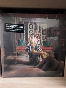 Hayley Kiyoko - Expectations (Urban Outfitters Vinyl)