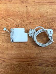 Apple MagSafe 2 charger 85W