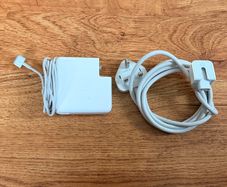 Apple MagSafe 2 charger 85W
