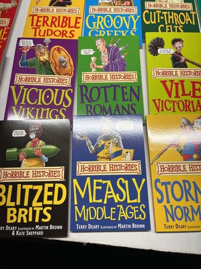 booksBlood-Curdling  set books