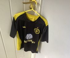 Sligo Rovers T-shirt age 5/6 now half price