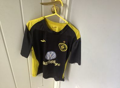 Sligo Rovers T-shirt age 5/6 now half price