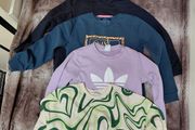 Bundle of Girls jumpers (1)