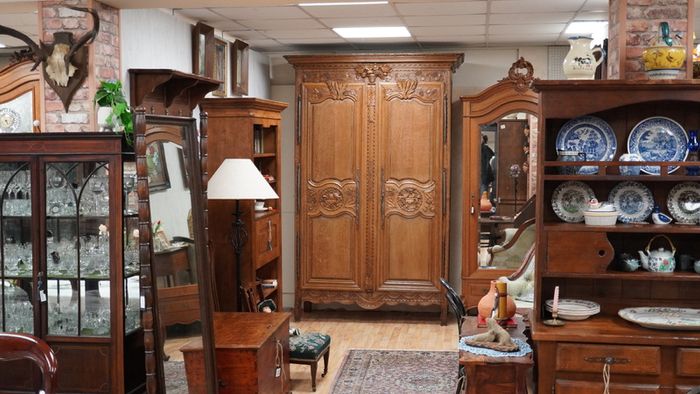 Antique French Oak Armoire / Wardrobe