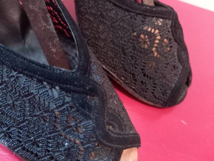 Incredible Bond Street Vintage Shoes Heels