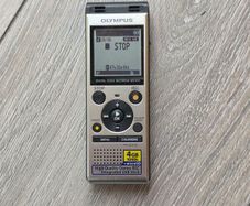 Olympus WS 852 Voice Recorder (Free Post)