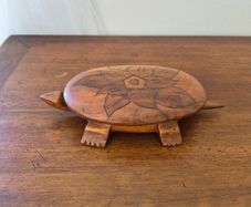 Vintage Solid Wood Hand Carved Turtle Tortoise Jewelry Trinket Dish Box