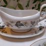 Royal Doulton "Larchmont" soup bowls and gravy boat Image 2