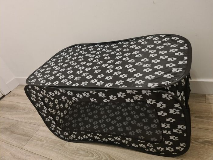New pop open pet kennel medium