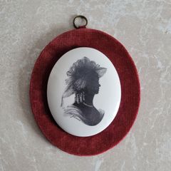 Vintage Staffordshire Silhouette of a lady