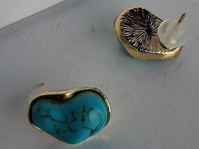 Irregular Gilted Cabochon Turquoise Earrings