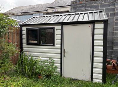 Garden Shed excellent condition